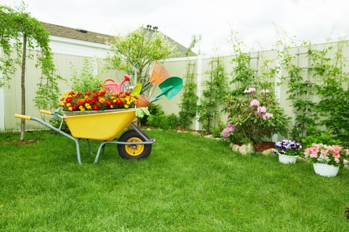 Illustration of a secure Gardeners Lisson Grove payment process